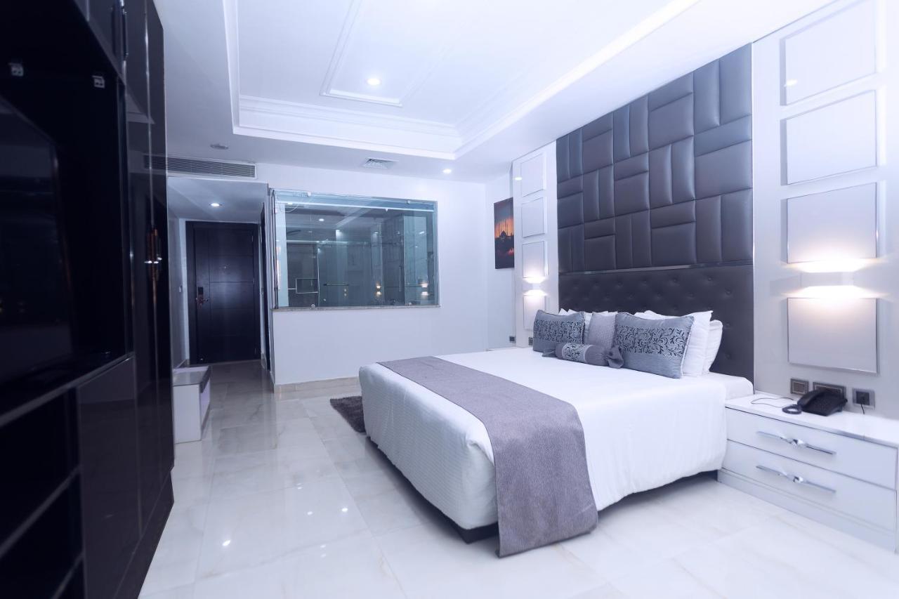 Caesar'S Luxury Hotel Леккі Екстер'єр фото